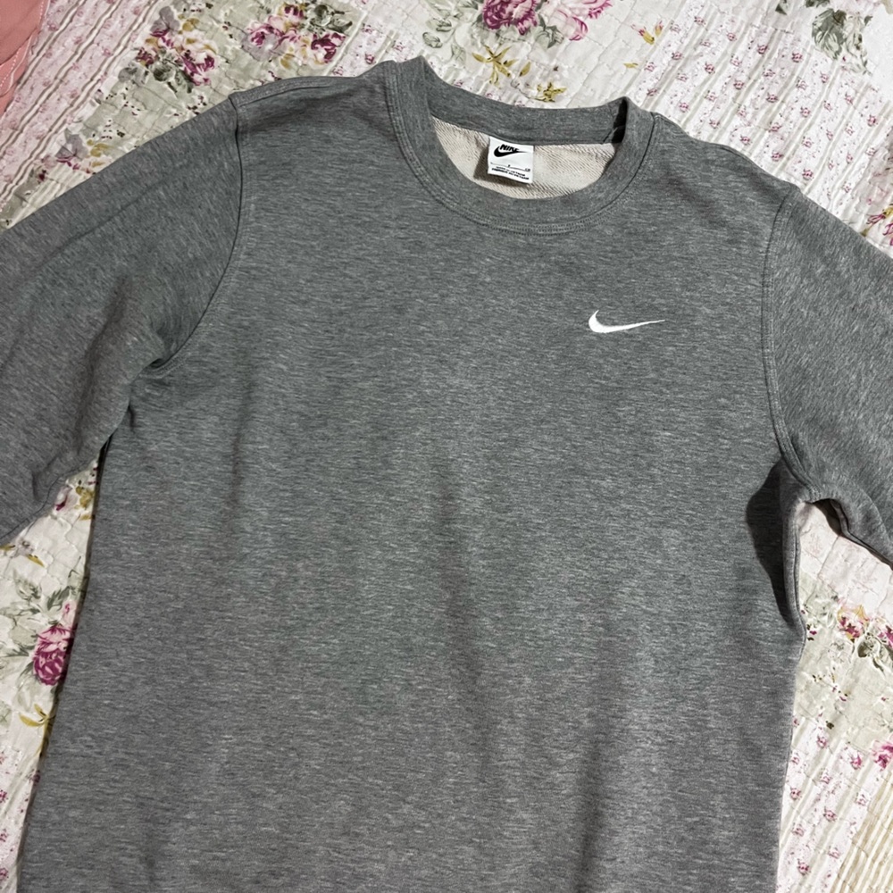 Nike Gray Women's Sweater